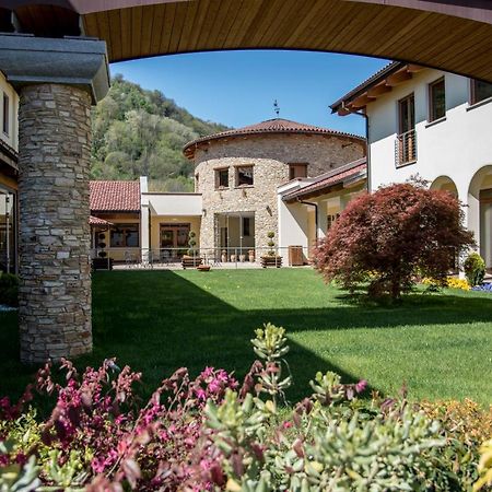 Sanfront Resort Monviso מראה חיצוני תמונה