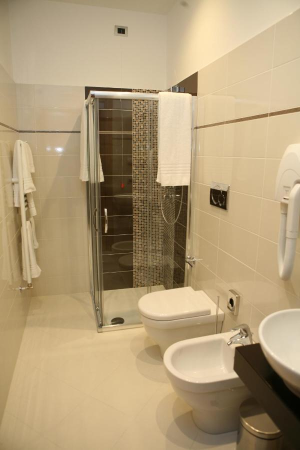 Sanfront Resort Monviso מראה חיצוני תמונה