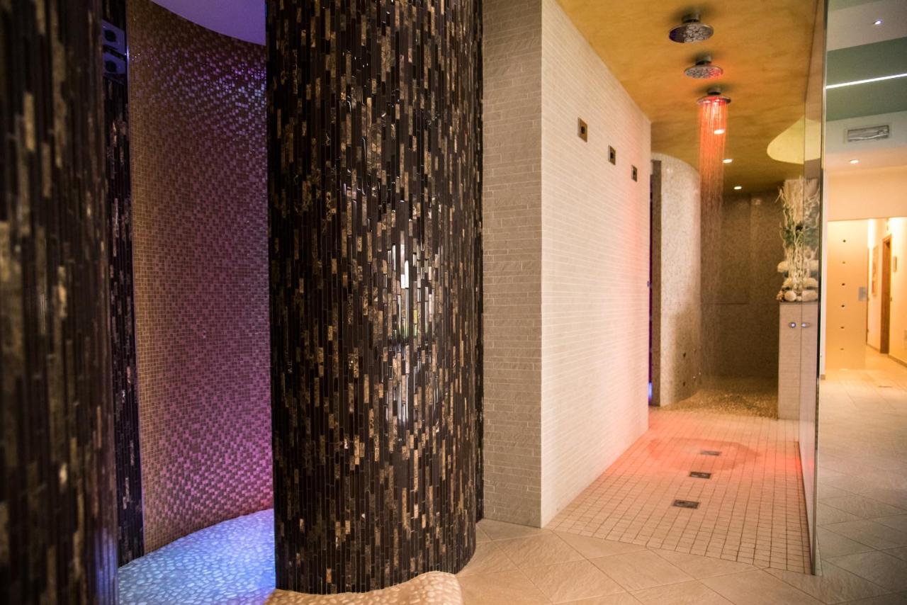 Sanfront Resort Monviso מראה חיצוני תמונה